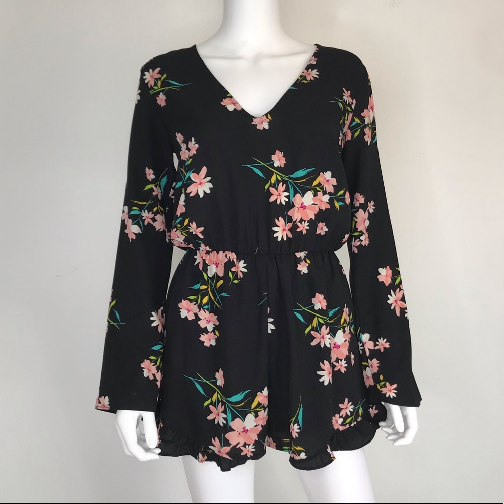 Pins and needles S black floral Romper